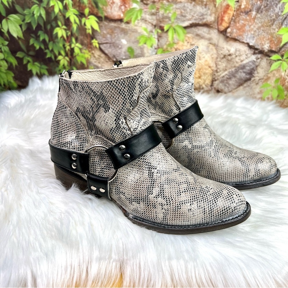 FREEBIRD Santiago Snake Leather Harness Boots, 7 - Picture 9 of 14